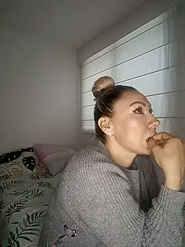 coral smitth online show from October 12, 2025, 6:42 pm