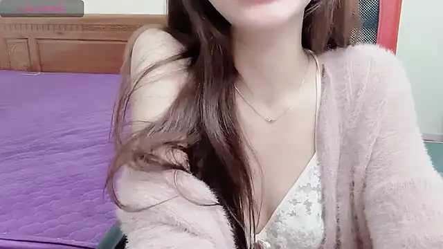 TrinhH Nabbi online show from February 19, 2025, 6:22 am