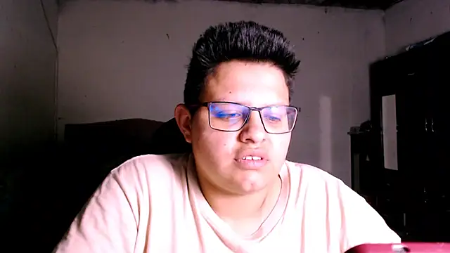 tatsumi nao online show from October 12, 2025, 1:29 am