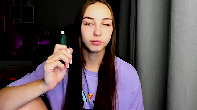 Sm0ly online show from October 3, 2025, 2:15 am