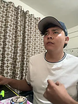 Parejasumisa27 online show from June 19, 2026, 4:51 am