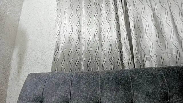 samanthaeliott22 online show from October 16, 2025, 12:41 am