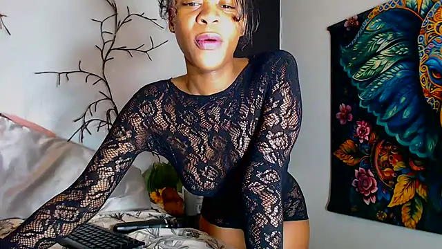 FRUITOFEDEN01 online show from February 2, 2025, 9:18 am