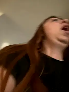 Cloew Marz online show from October 30, 2025, 7:55 pm