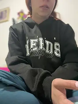 Snapshot of Cloew_Marz chatting on March 10, 2026, 12:03 am Cloew Marz online show from March 10, 2026, 12:03 am