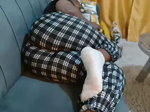 leslysexygirl online show from November 16, 2025, 8:08 am