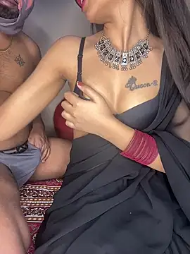 Snapshot of Suhu_love chatting on March 19, 2026, 6:19 pm Suhu love online show from March 19, 2026, 6:19 pm