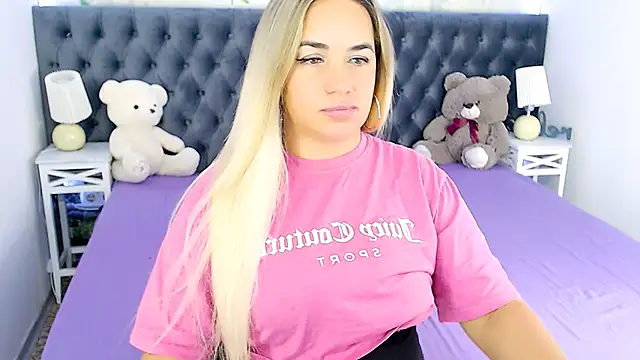 MilenaMiler X online show from September 16, 2025, 7:37 pm