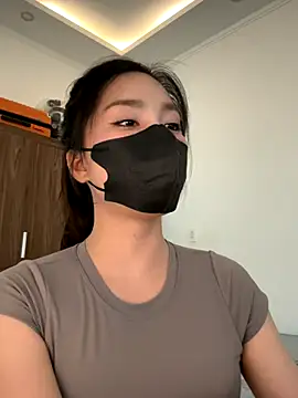 Lilisa miu online show from October 1, 2025, 6:51 am