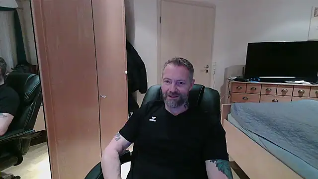 Rockburg online show from March 18, 2026, 6:05 am