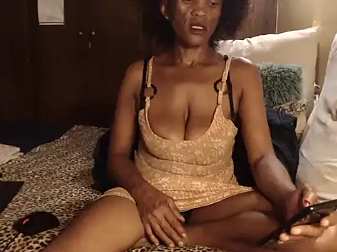 LONGBLKCLIT36 online show from April 29, 2026, 7:20 pm