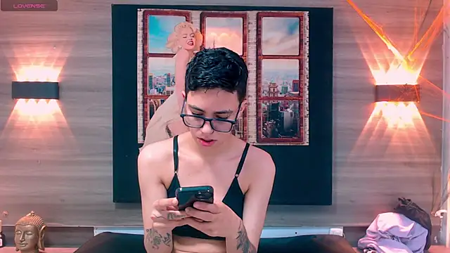 Cutie Shy  online show from October 18, 2025, 12:07 pm