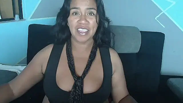 saggil23 online show from June 14, 2026, 8:48 am
