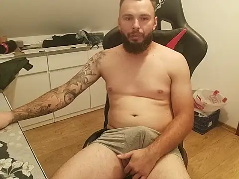 prezydentcam online show from June 14, 2026, 4:52 pm