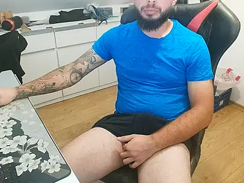 prezydentcam online show from June 11, 2026, 5:43 pm