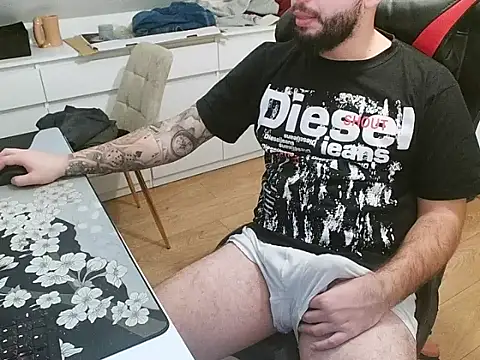 Snapshot of prezydentcam chatting on February 9, 2026, 2:15 pm prezydentcam online show from February 9, 2026, 2:15 pm