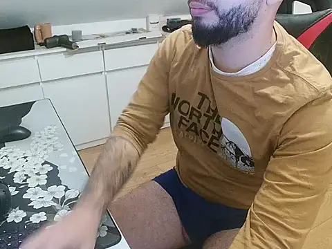 Snapshot of prezydentcam chatting on January 12, 2026, 2:24 pm prezydentcam online show from January 12, 2026, 2:24 pm