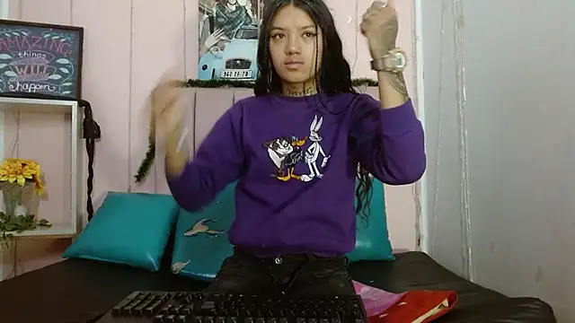 camilawilliams707rs online show from March 15, 2026, 5:25 am