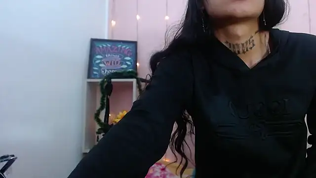 camilawilliams707rs online show from April 24, 2026, 12:23 am