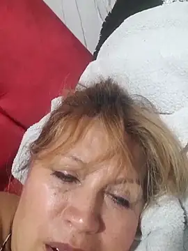 Kazsandraa online show from June 6, 2026, 11:32 pm