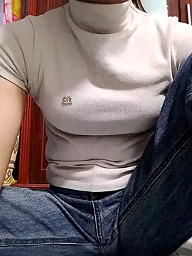 Cute lady99 online show from December 22, 2025, 2:11 am