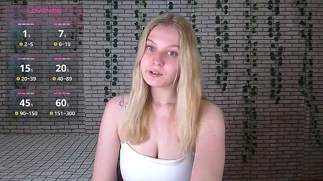 EmiliaDuchess online show from September 10, 2025, 9:08 am