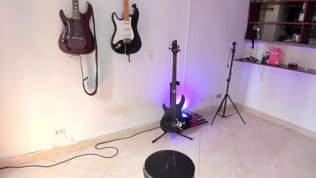 lilpervertgirl online show from March 17, 2025, 6:00 pm