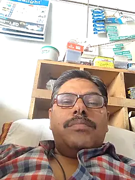 Srmotrs online show from April 27, 2026, 8:34 am