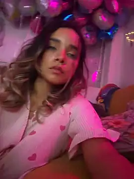 Olivia Fox69 online show from May 25, 2026, 4:23 am