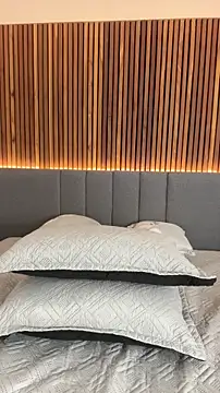 EmiilyAdams  online show from March 3, 2026, 9:55 pm