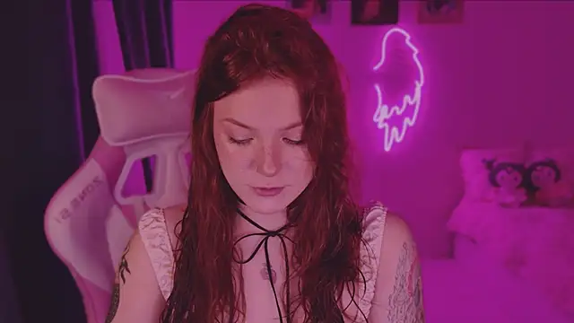 Elsie Ginger online show from December 9, 2024, 10:20 pm