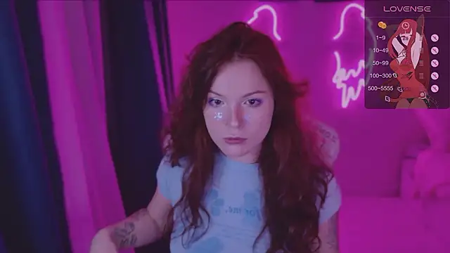 Elsie Ginger online show from December 6, 2024, 9:29 pm