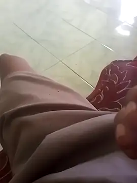 Zeaamanda16 online show from March 17, 2026, 5:32 am