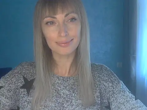 EffectMaya online show from April 22, 2026, 1:51 pm