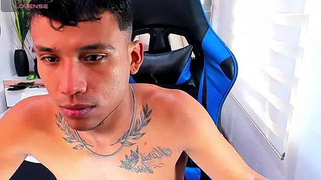 Backsex boy online show from March 19, 2025, 3:51 pm