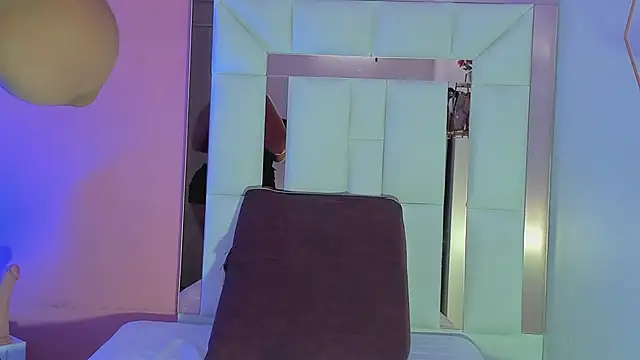 Alanna hot3 online show from January 10, 2026, 7:31 pm