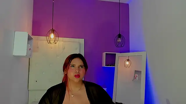 Alanna hot3 online show from April 23, 2026, 9:49 pm