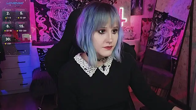 little Elika online show from September 15, 2025, 9:59 pm