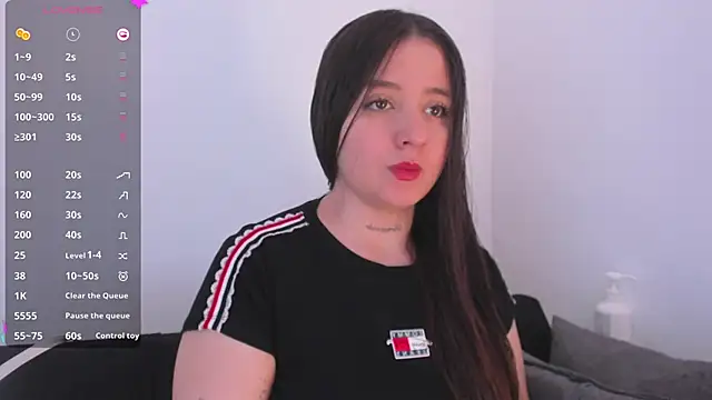 Sabrina Lennox online show from June 15, 2026, 6:40 pm