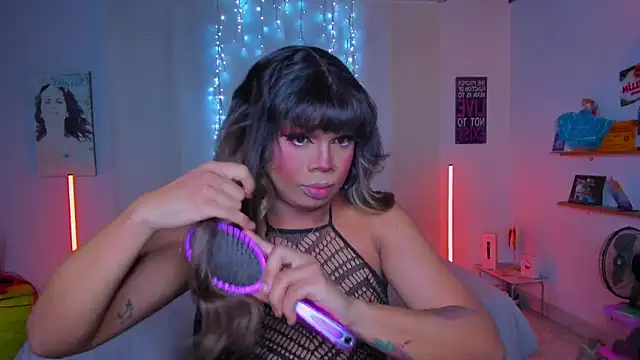 CuteRomi online show from October 2, 2025, 6:06 am