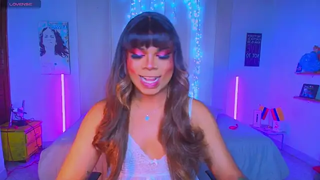 CuteRomi online show from September 12, 2025, 6:24 am