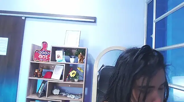 Jasmin Skinny online show from March 22, 2025, 6:00 am