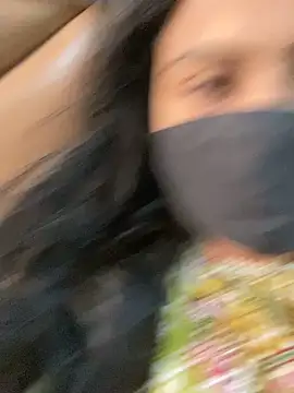 HaaniKaur online show from February 12, 2026, 9:53 am