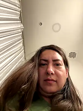 xLadyScarlettx online show from December 5, 2025, 4:44 am