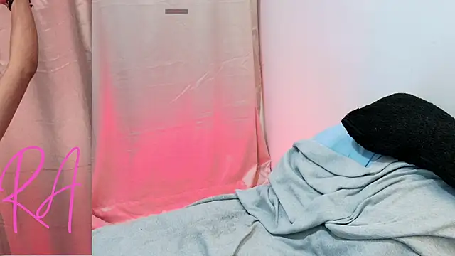 sara smith45 online show from February 13, 2025, 6:48 pm