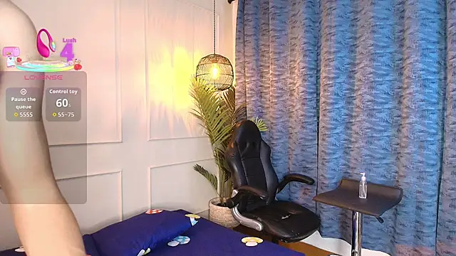 luandy online show from November 24, 2025, 7:25 pm