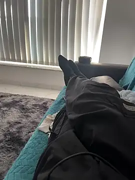 Lucom23 online show from April 17, 2026, 4:54 pm