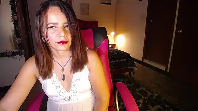 danielle rose 1 online show from November 2, 2025, 5:18 pm