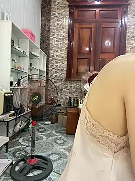 LiLi-Kirix99 online show from June 26, 2026, 8:42 am