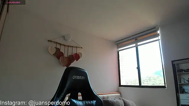 mateoleonee online show from September 13, 2025, 5:57 pm